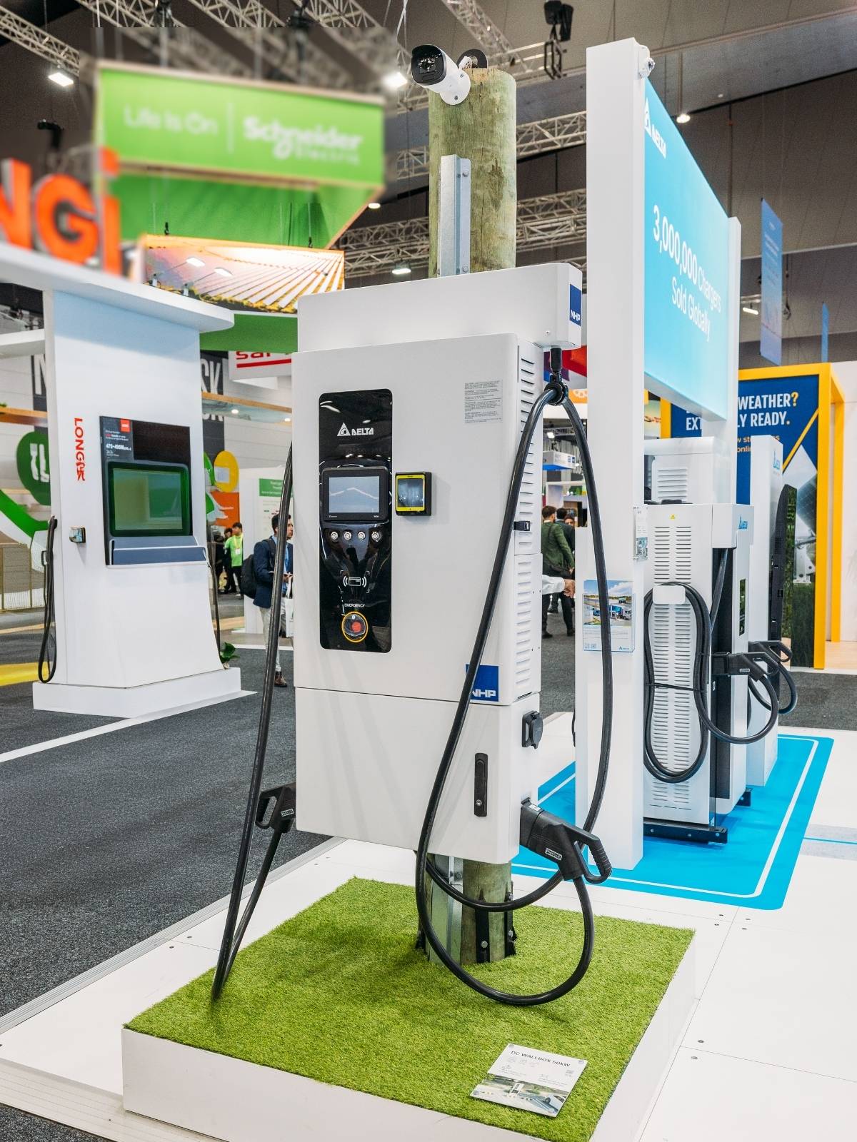 Rapid Post 50 DC Pole Mount EV Charger