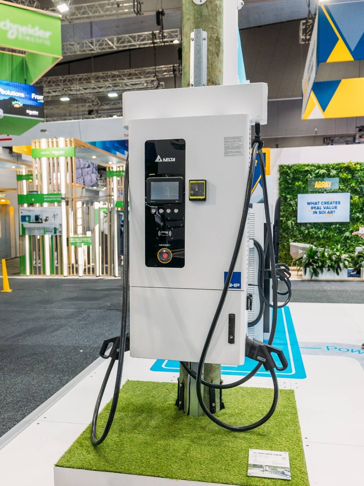 DC Pole Mount Installation